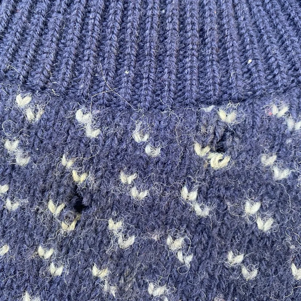 Vintage Eddie Bauer FIsherman's Sweater 100% Wool M/L Navy Blue Distressed Cozy - Picture 3 of 8